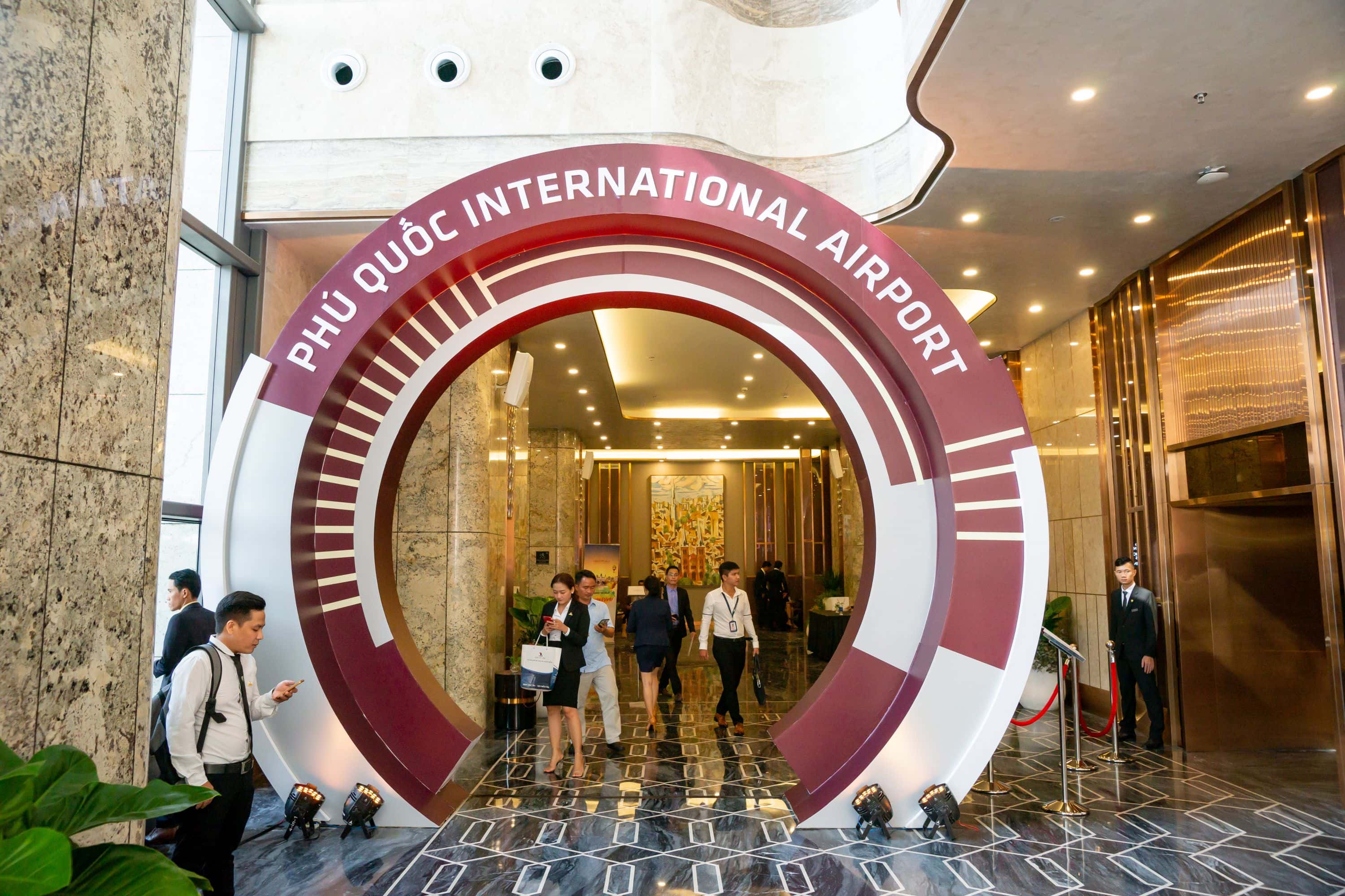 SỰ KIỆN "FLY TO WONDER WORLD" - GRAND WORLD PHÚ QUỐC 