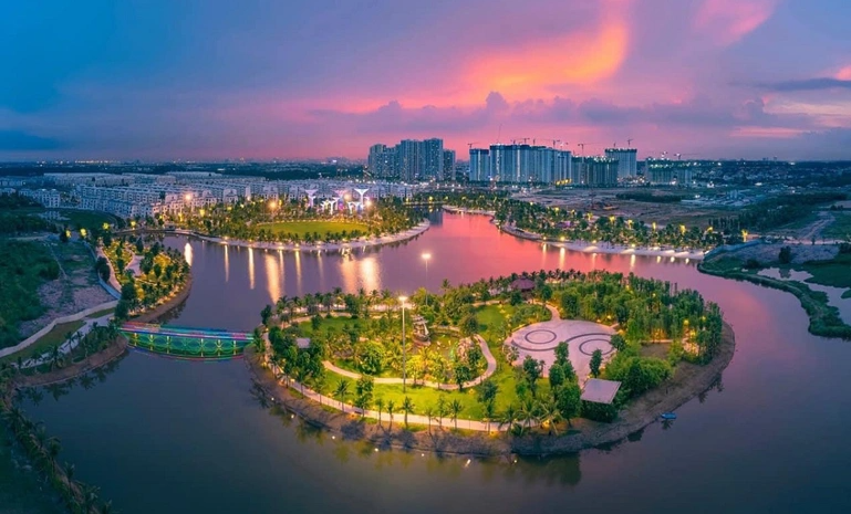 Carnival of Lights - chuỗi đại nhạc hội thắp sáng Vinhomes Grand Park