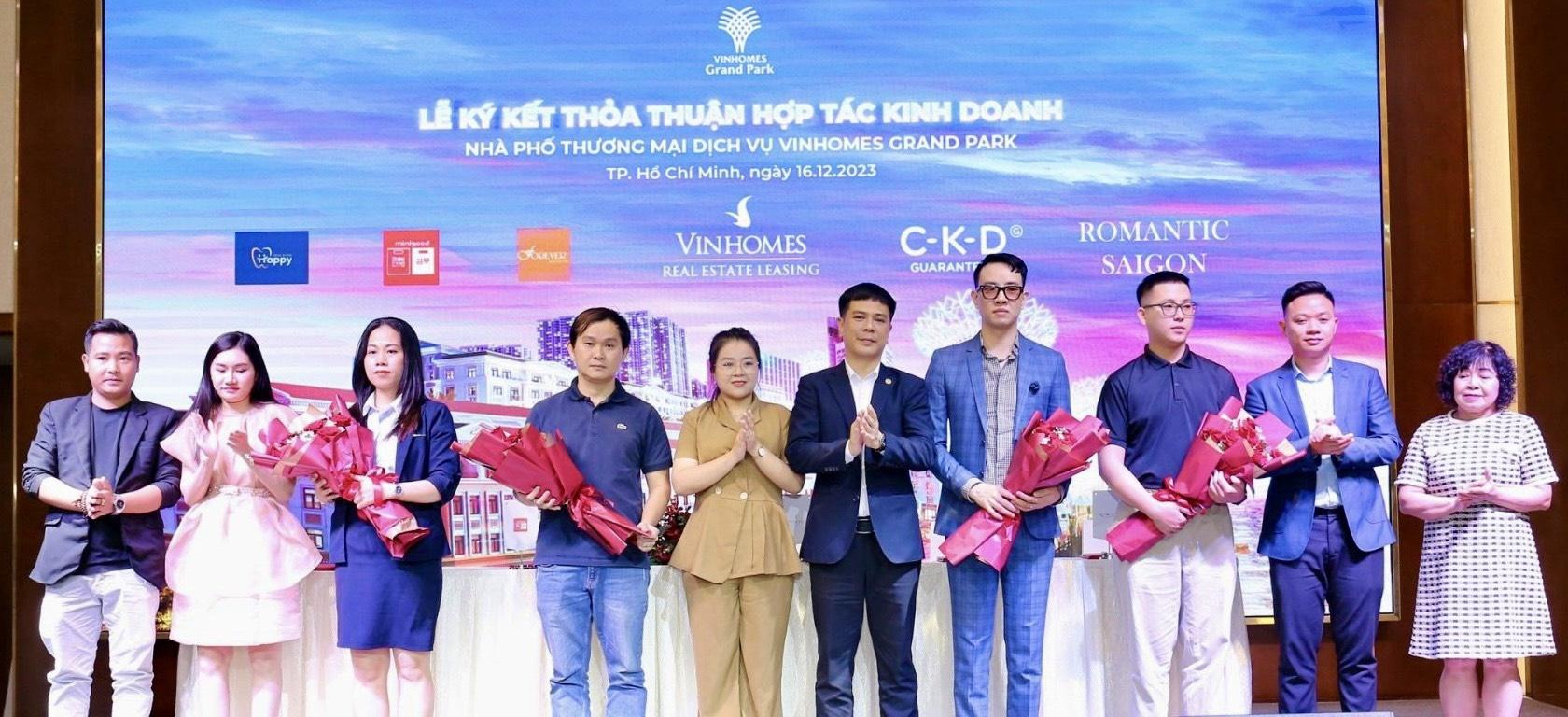 Hàng loạt thương hiệu “đình đám” ký kết thỏa thuận hợp tác kinh doanh tại Vinhomes Grand Park